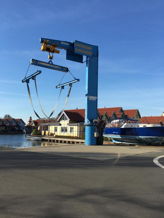 Ferienhaus Mit Bootssteg Am See In Rheinsberg Kültér fotó